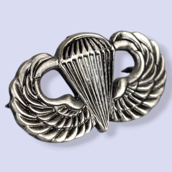 (2/$20) Basic Parachutist Jump Insignia Pin - Picture 2 of 5